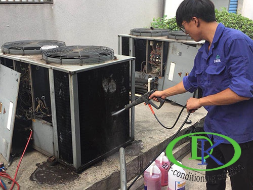 天加外機(jī)清洗